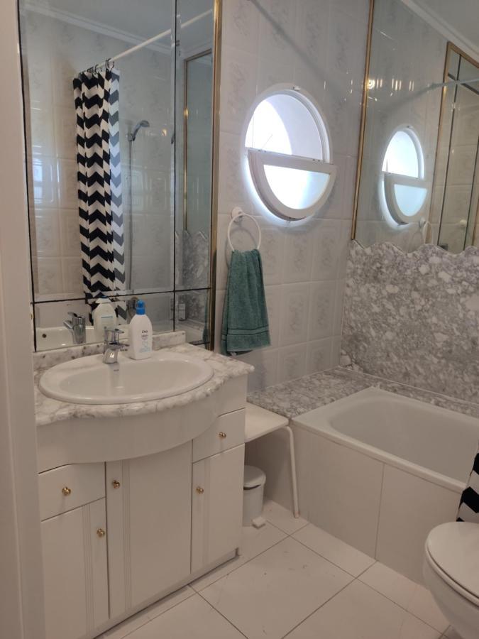 Confortable Apartamento Con Vistas Al Mar Torrevieja Eksteriør bilde